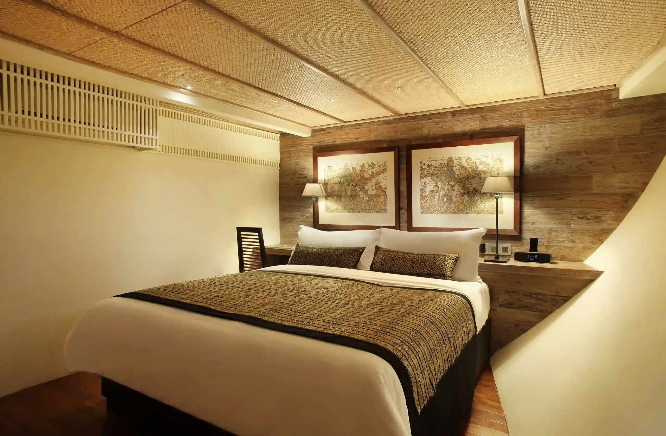 Standard Cabins (4 rooms)