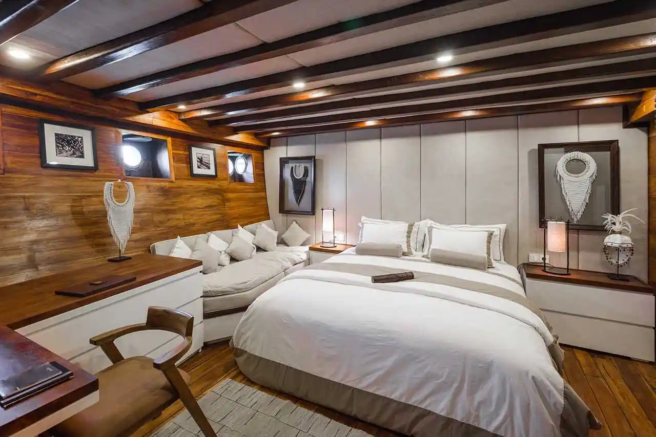 Misool Suite