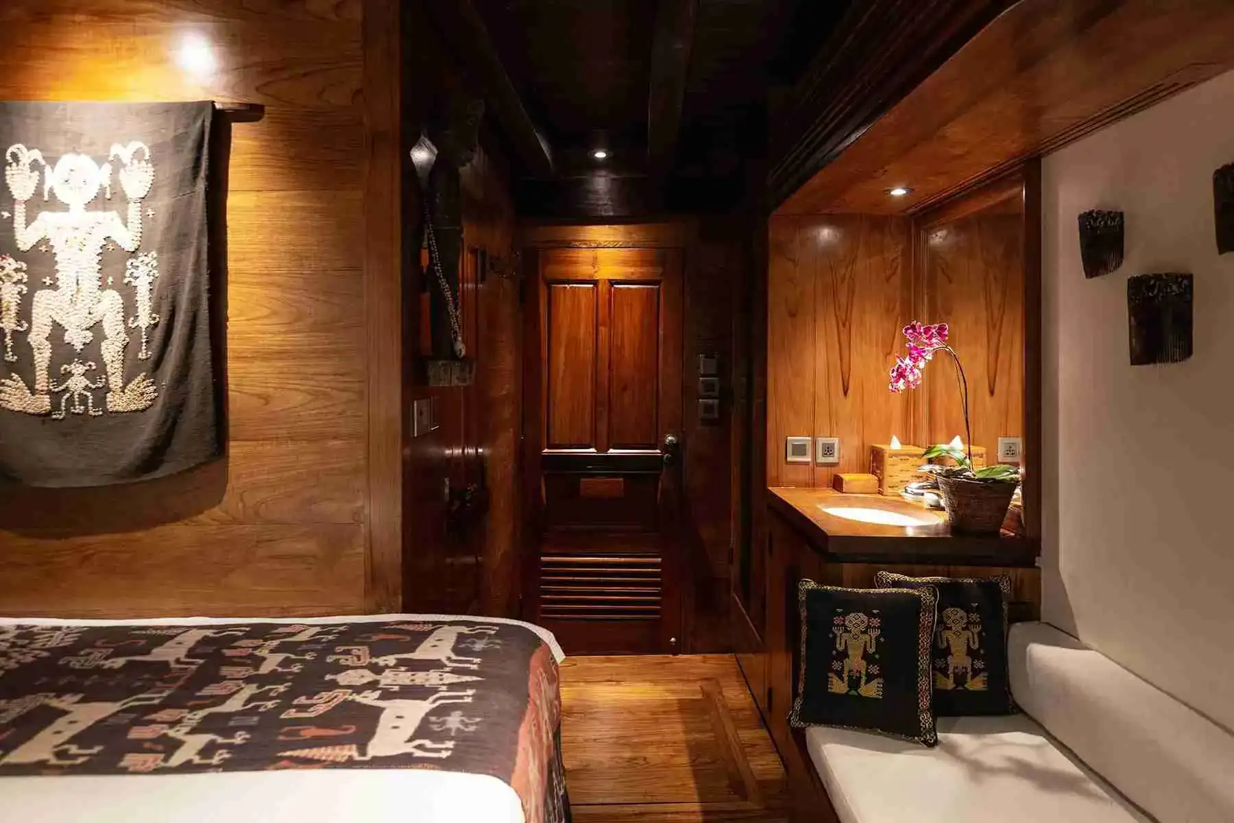 Sumba Suite