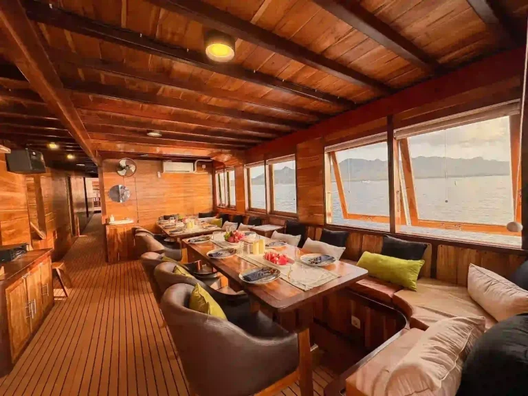 What You’ll Eat: Dining Aboard a Raja Ampat Charter