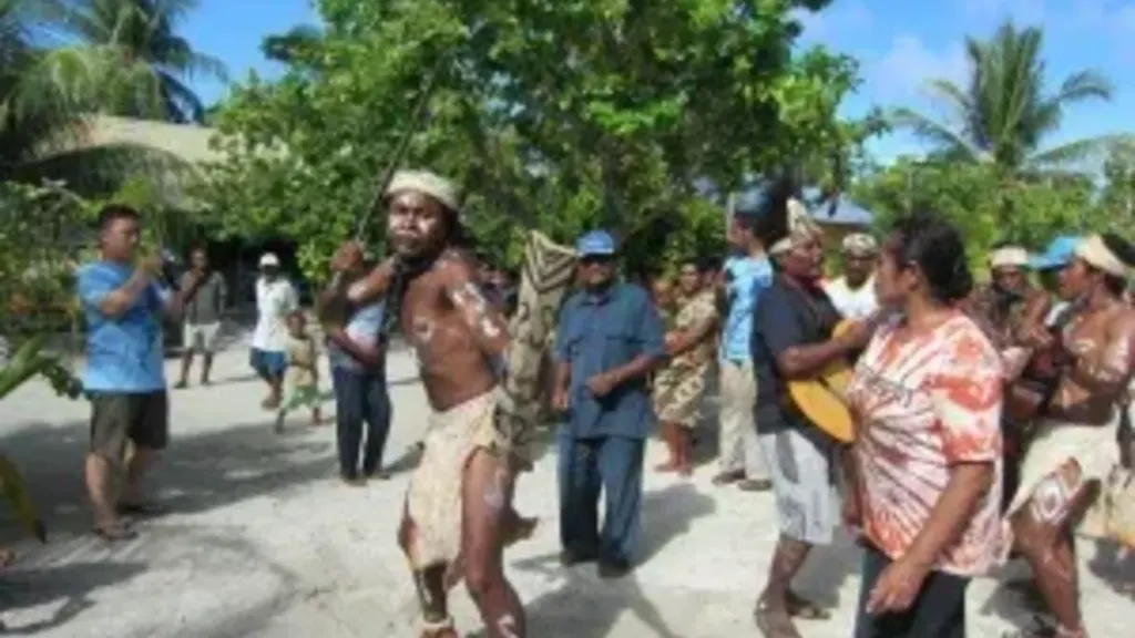 Arborek Village Tour by Yacht: Dampier Strait Culture