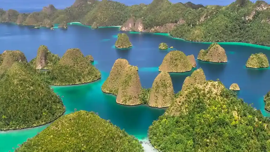 Raja Ampat Destinations by Region