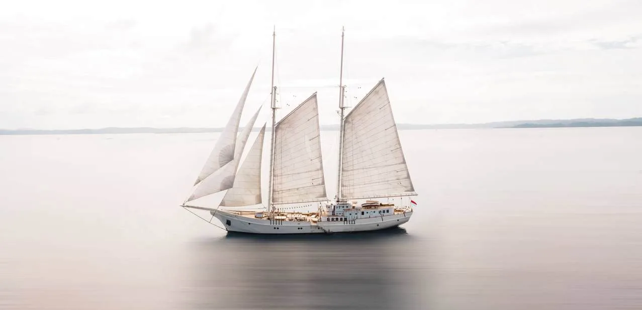 Mutiara Laut — 46m Phinisi Charter, Raja Ampat