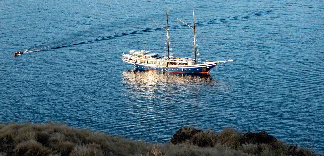 Scubaspa Zen — 48m Dive Phinisi Charter, Raja Ampat
