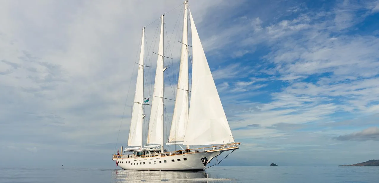 Southern Cloud — 40m Sailing Yacht Charter, Raja Ampat